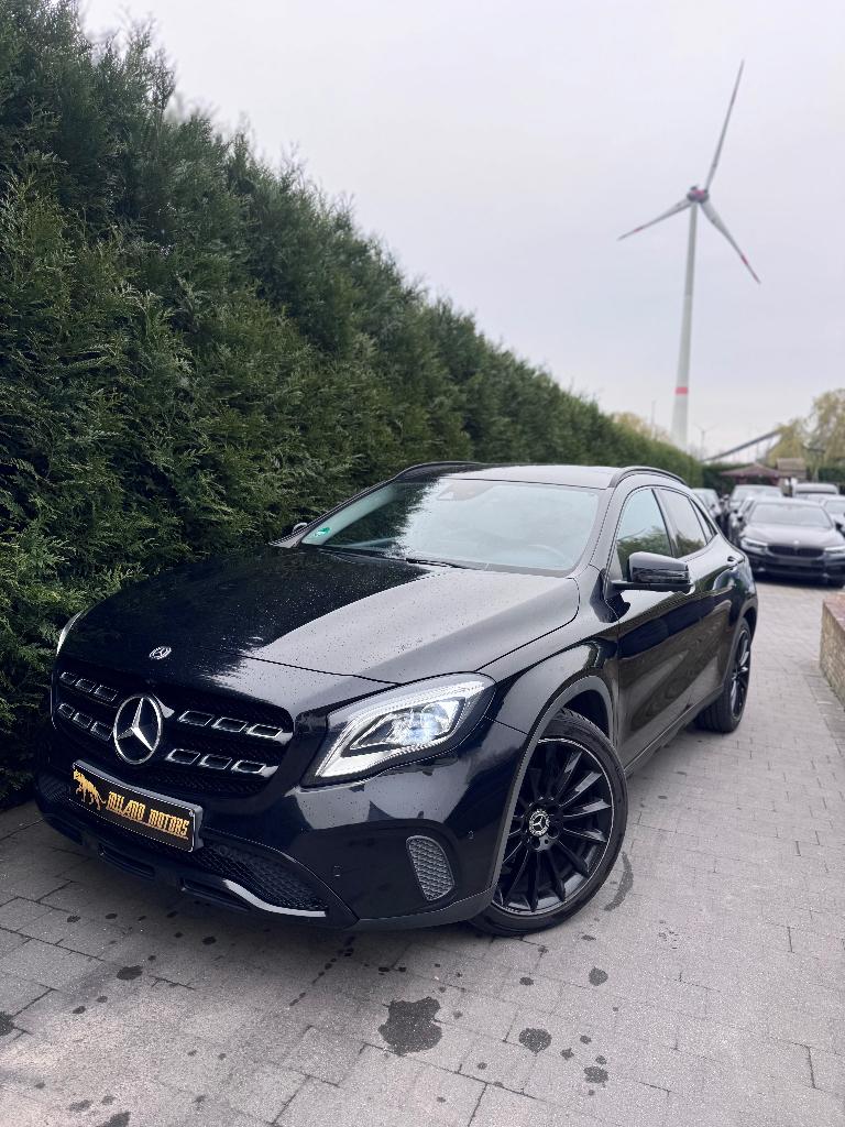 Mercedes-Benz GLA 180 Automaat, Autos, Mercedes-Benz, Entreprise, Achat, GLA, Caméra 360°, ABS, Caméra de recul, Airbags, Alarme
