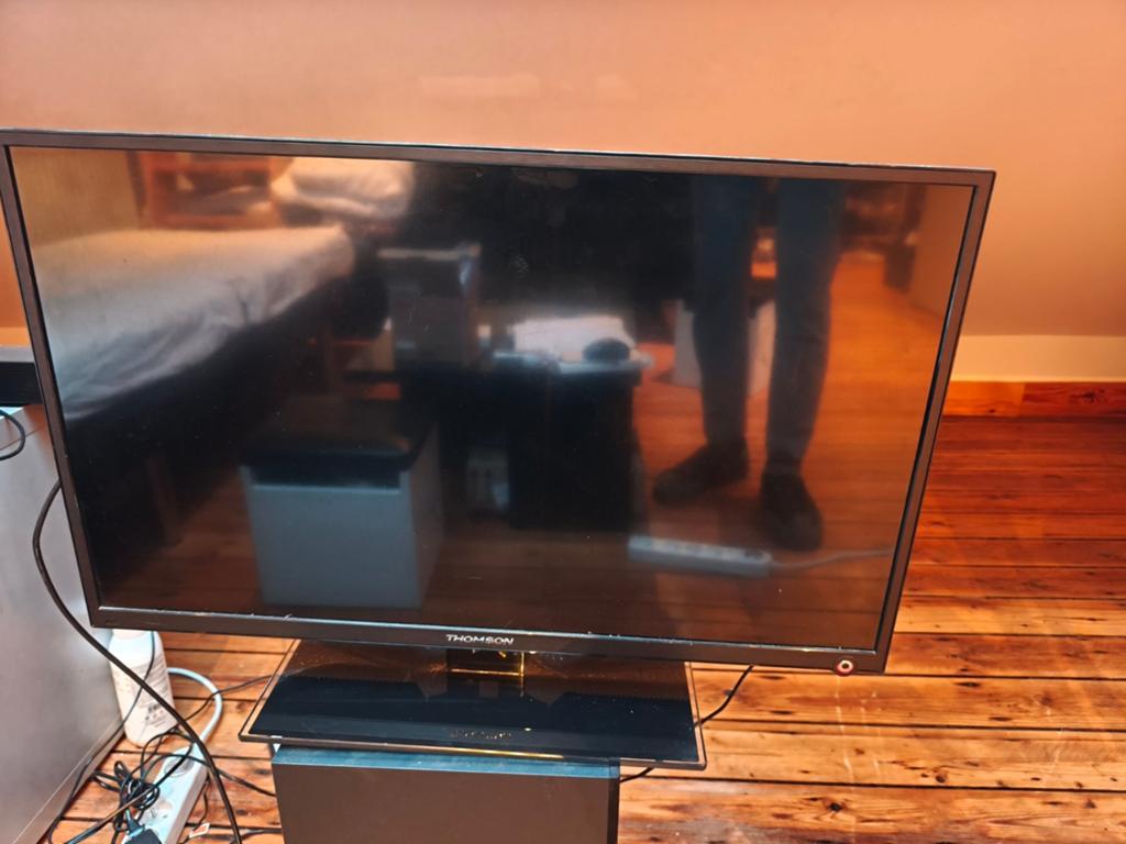 Thomson 32" televisie van 81 cm, Audio, Tv en Foto, Televisies, Ophalen of Verzenden