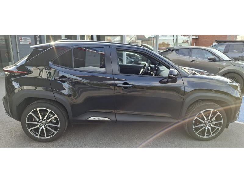 Toyota Yaris Cross 1.5 HYB GR SPORT, Automaat, 1498 cc, Zwart, 110 g/km