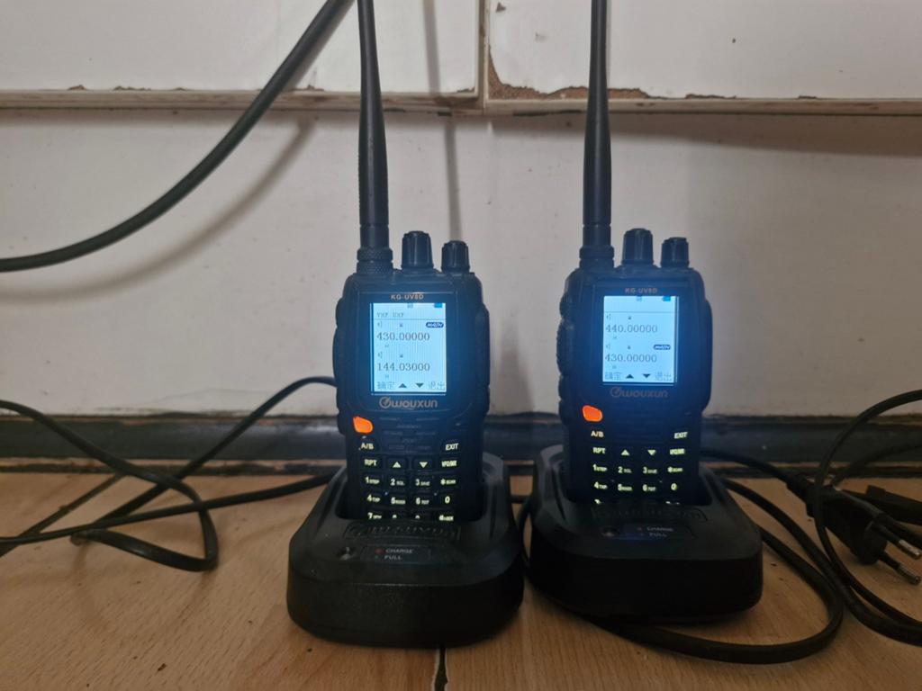 Wouxxun, Telecommunicatie, Portofoons en Walkie-talkies