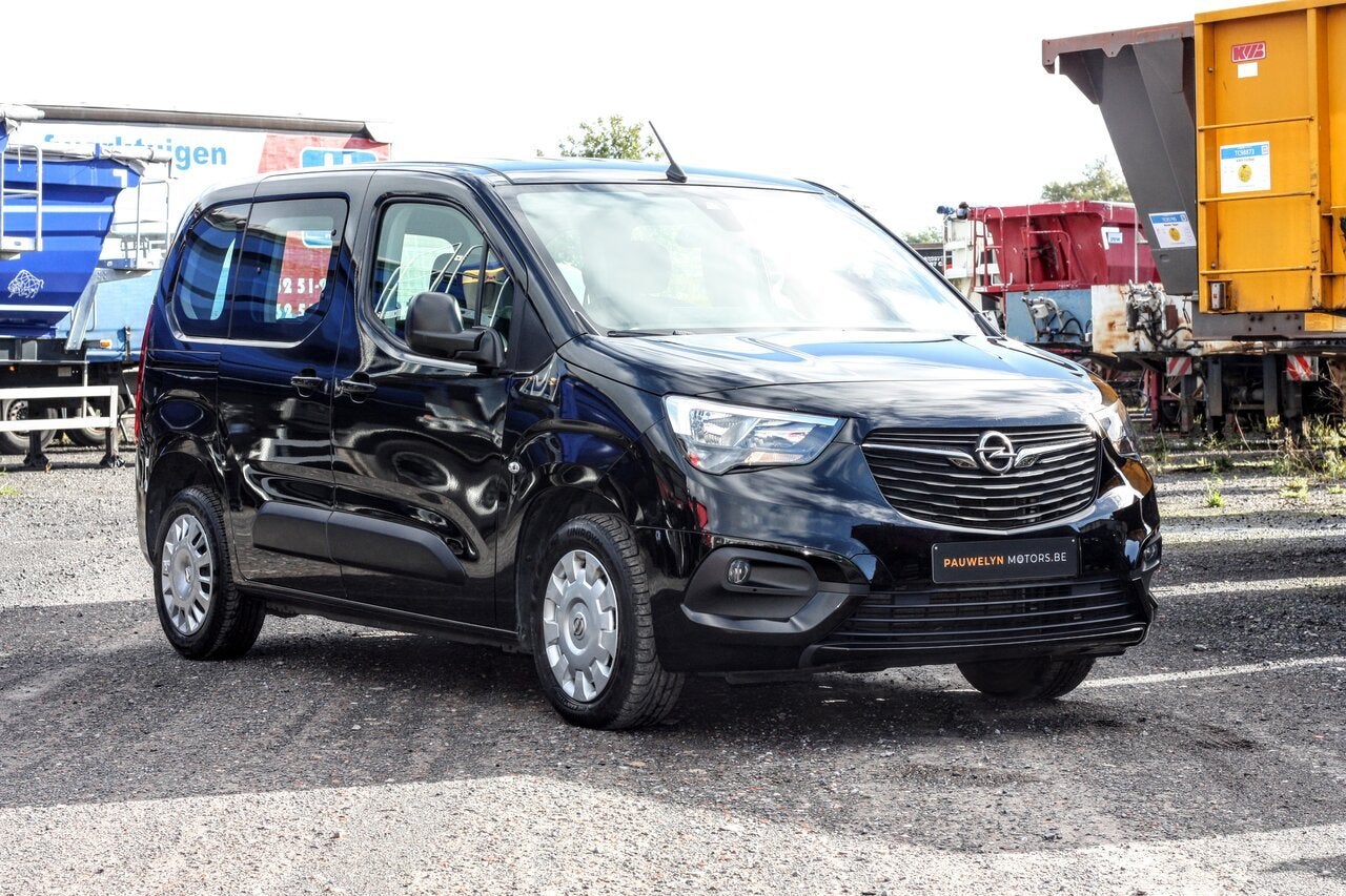 Opel Combo Life 1.5 Turbo D/ Navi Pro/ Carplay/ DAB+/ 5-zit, Auto's, 75 kW, Monovolume, 4 cilinders, Zwart