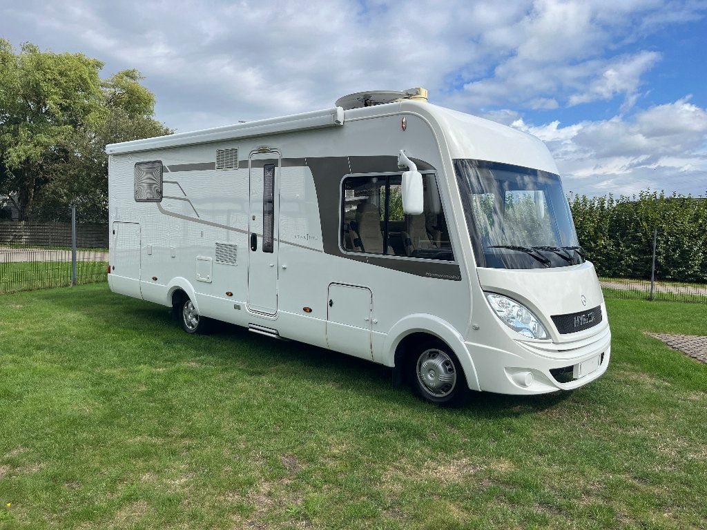 HYMER B 690 STARLINE | 1ste eigenaar | 2017 | 7.000 km, Caravanes & Camping, Camping-cars, Jusqu'à 4, Marchepied électrique, Intégral