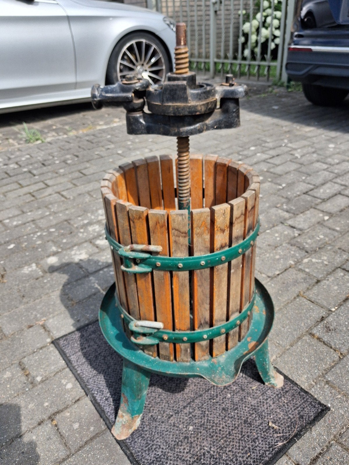 Mooie Vintage Fruitpers / Wijnpers (Hout & Gietijzer), Antiek en Kunst, Antiek | Gereedschap en Instrumenten, Ophalen