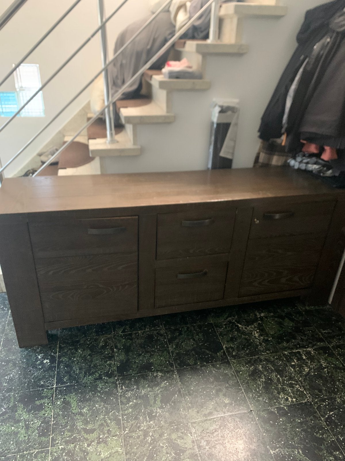 Massieve Dressoir, Enlèvement, Comme neuf
