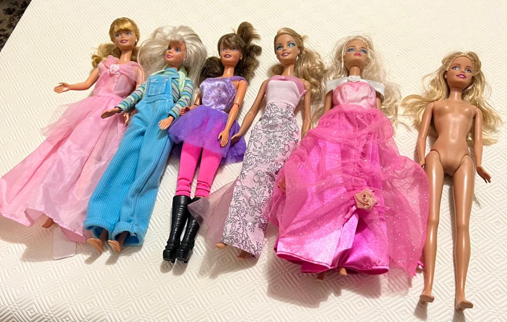 Barbue poppen Mattel vintage 6 stuks, Kinderen en Baby's, Speelgoed | Poppen, Ophalen of Verzenden, Zo goed als nieuw, Barbie