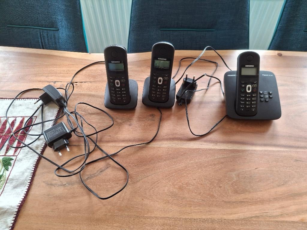 Siemens Gigaset AL 185: 3 vaste telefoons + opladers, Enlèvement, Utilisé, 3 combinés