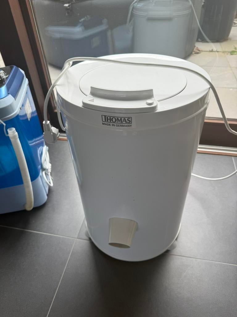 Droogzwierder voor in Mobilhome of studentenkot, Ophalen, Zo goed als nieuw
