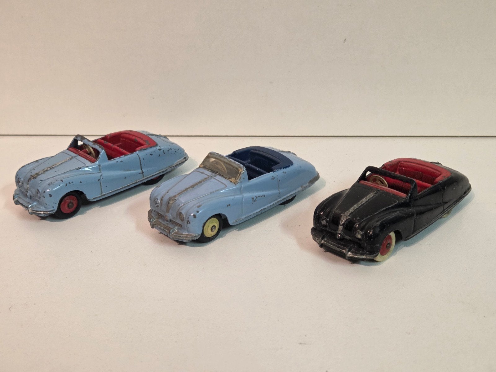 Dinky toys 106 Austin Atlantic, Ophalen of Verzenden, Gebruikt, Auto, Dinky Toys