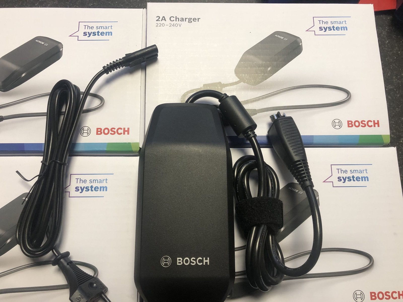 Bosch electirsche fiets lader + display 60€, Fietsen en Brommers, Fietsaccessoires | Fietsaccu's, Ophalen, Nieuw