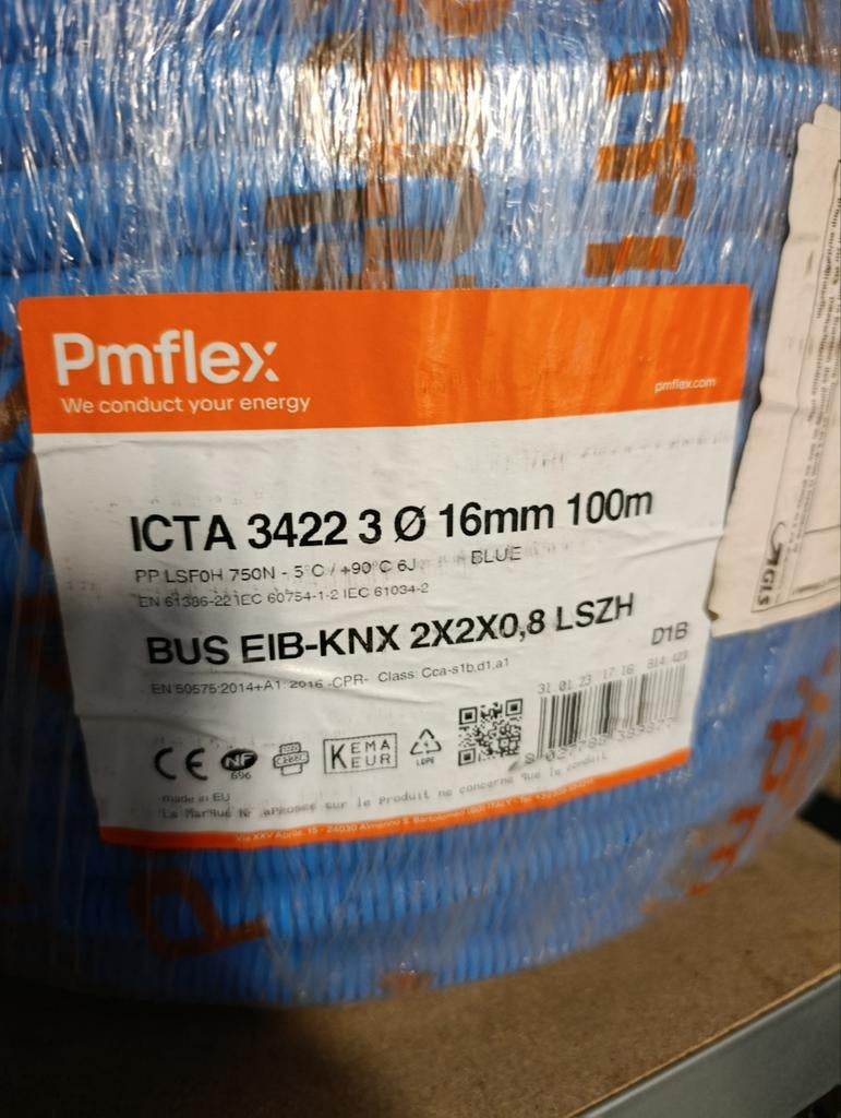 BUS kabel 100m nieuwe rol preflex, Ophalen, Nieuw, Kabel of Snoer