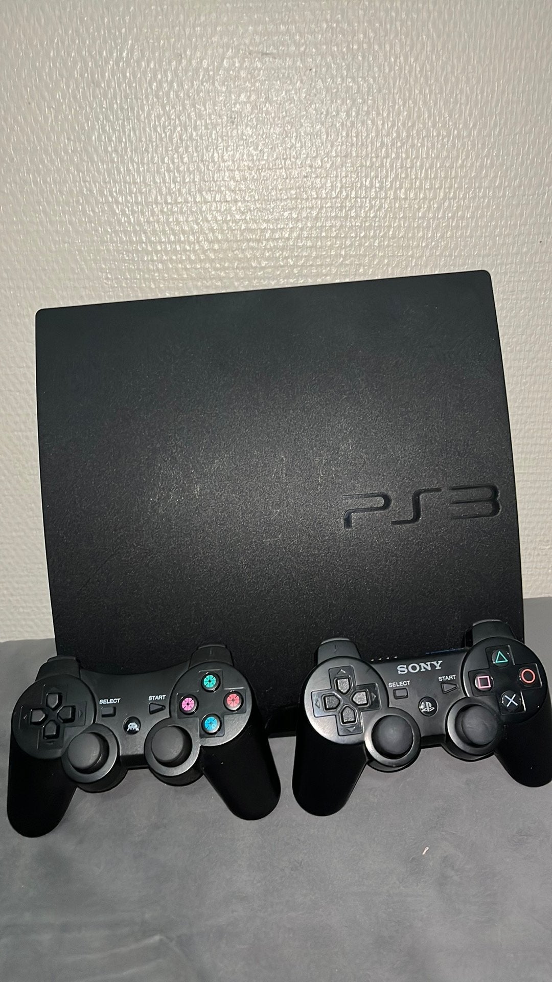 PS3, avec deux manettes, Consoles de jeu & Jeux vidéo, Consoles de jeu | Sony PlayStation 3, Enlèvement ou Envoi, Phat, 320 GB