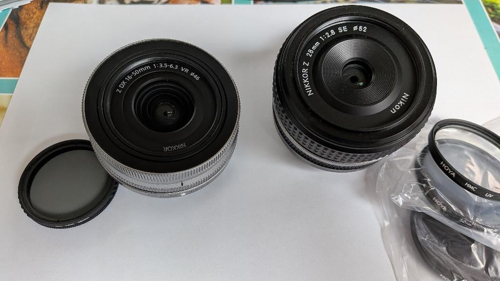 Objectifs Nikkor Z 16-50 VR + 28mm 2.8 SE, TV, Hi-fi & Vidéo, Photo | Lentilles & Objectifs, Enlèvement, Comme neuf, Lentille standard