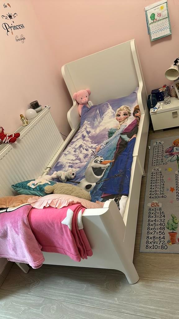 Meisjesbed, Ophalen, 70 tot 85 cm, Zo goed als nieuw, Matras