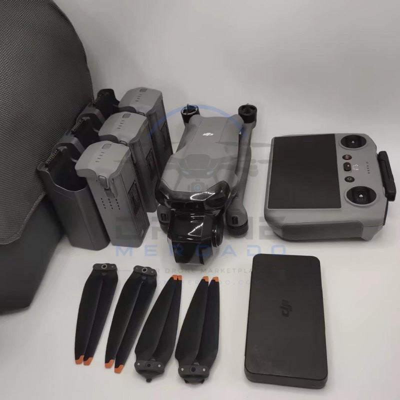 DJI Air 3S RC2 Fly More Combo 99%, 250 tot 900 gram, 30 tot 45 minuten, Cameradrone, 5 tot 10 kilometer