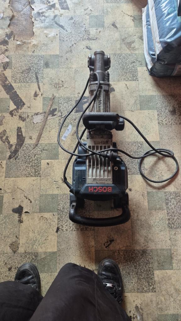 Professionele Bosch breekhamer, Doe-het-zelf en Bouw, Gereedschap | Boormachines, Ophalen