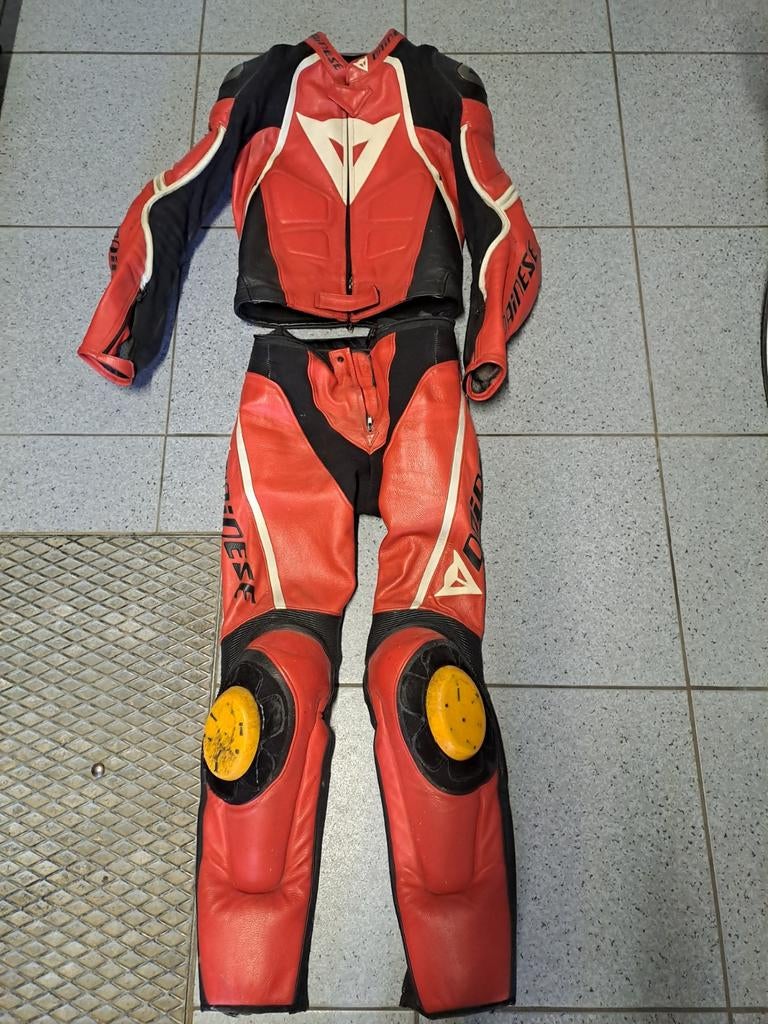Dainese 2 delig lederen pak, Motoren, Kleding | Motorkleding, Ophalen