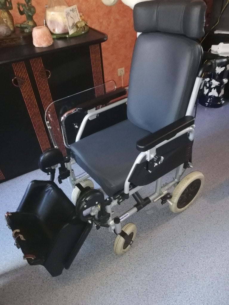 Fauteuil roulant Eclips X4 Vermeiren, Divers, Chaises roulantes, Enlèvement, Comme neuf, Fauteuil roulant à pousser