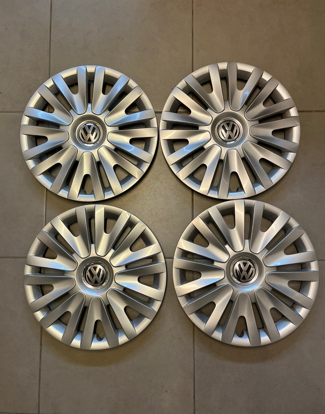 Wieldoppen/Wieldeksels Volkswagen 15inch, Auto diversen, Wieldoppen, Ophalen, Zo goed als nieuw