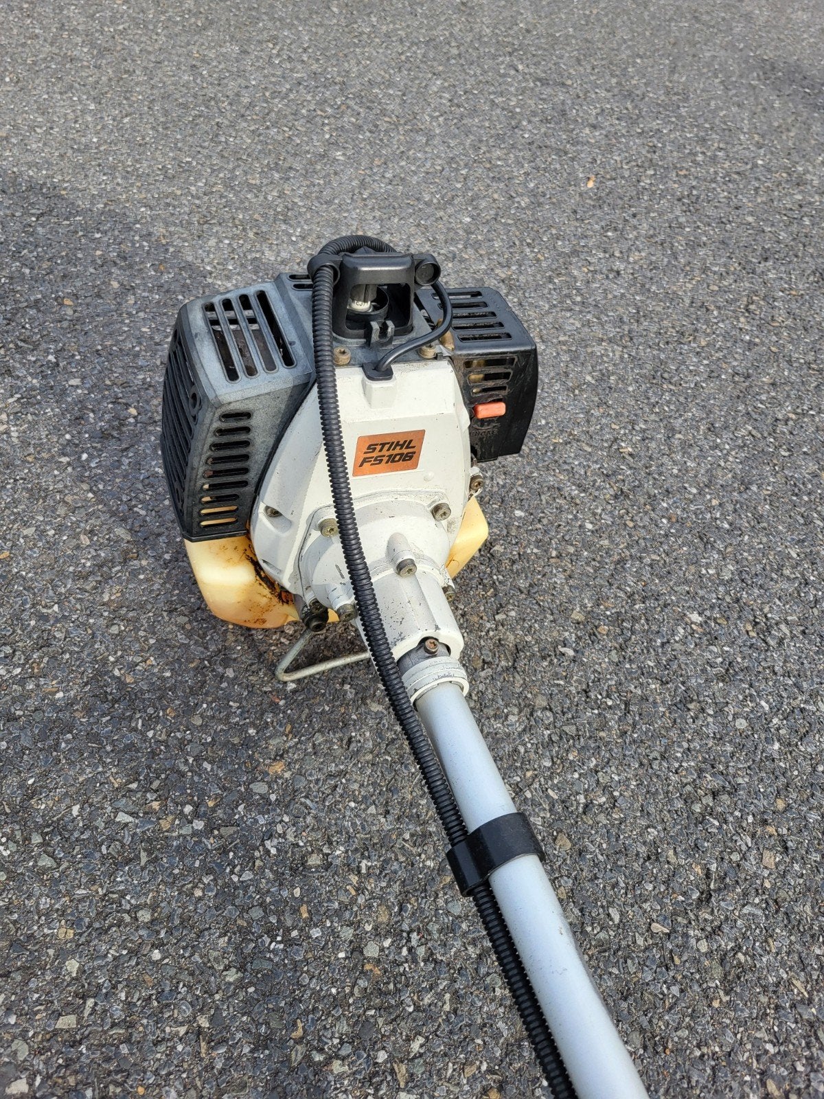 DEBROUSSAILLEUSE STIHL FS 108, Ophalen