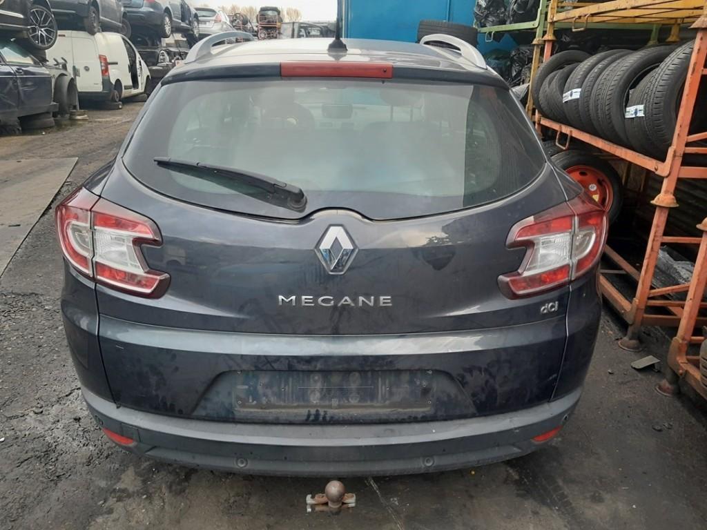 BUMPER ACHTER Renault Megane III Grandtour (KZ), Gebruikt, Achter, Renault, Bumper