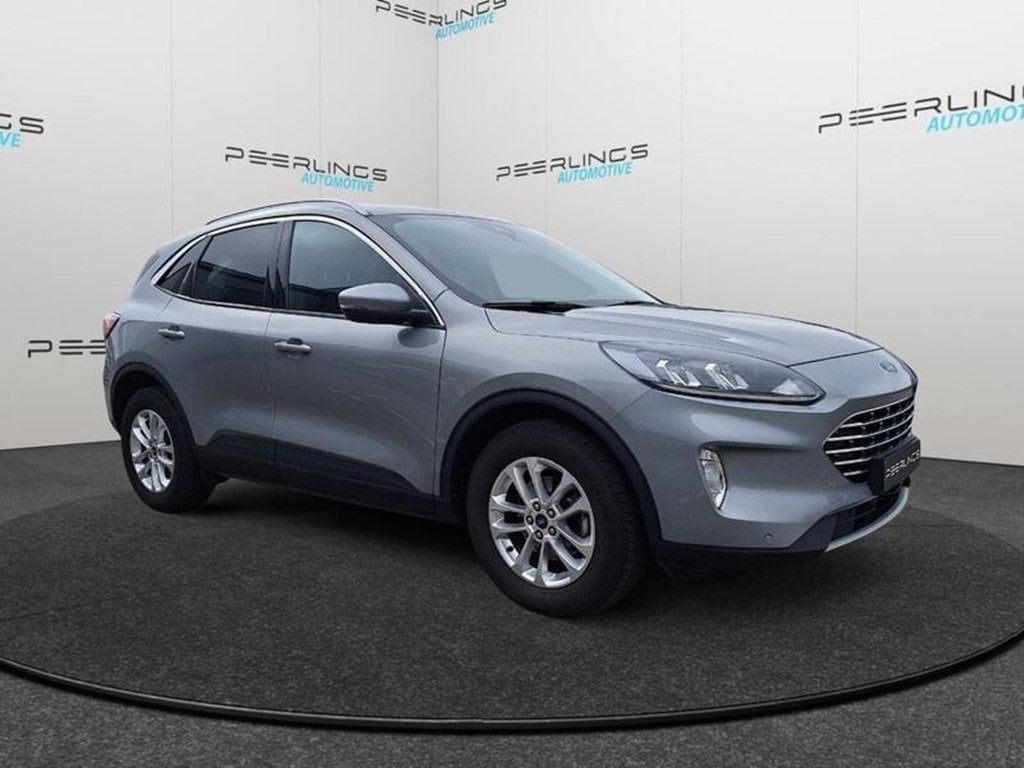 Ford Kuga EcoBoost Titanium, https://public.car-pass.be/vhr/d33acf20-ce42-4c0b-924a-b493196ac19e, Zwart, 150 pk, SUV of Terreinwagen