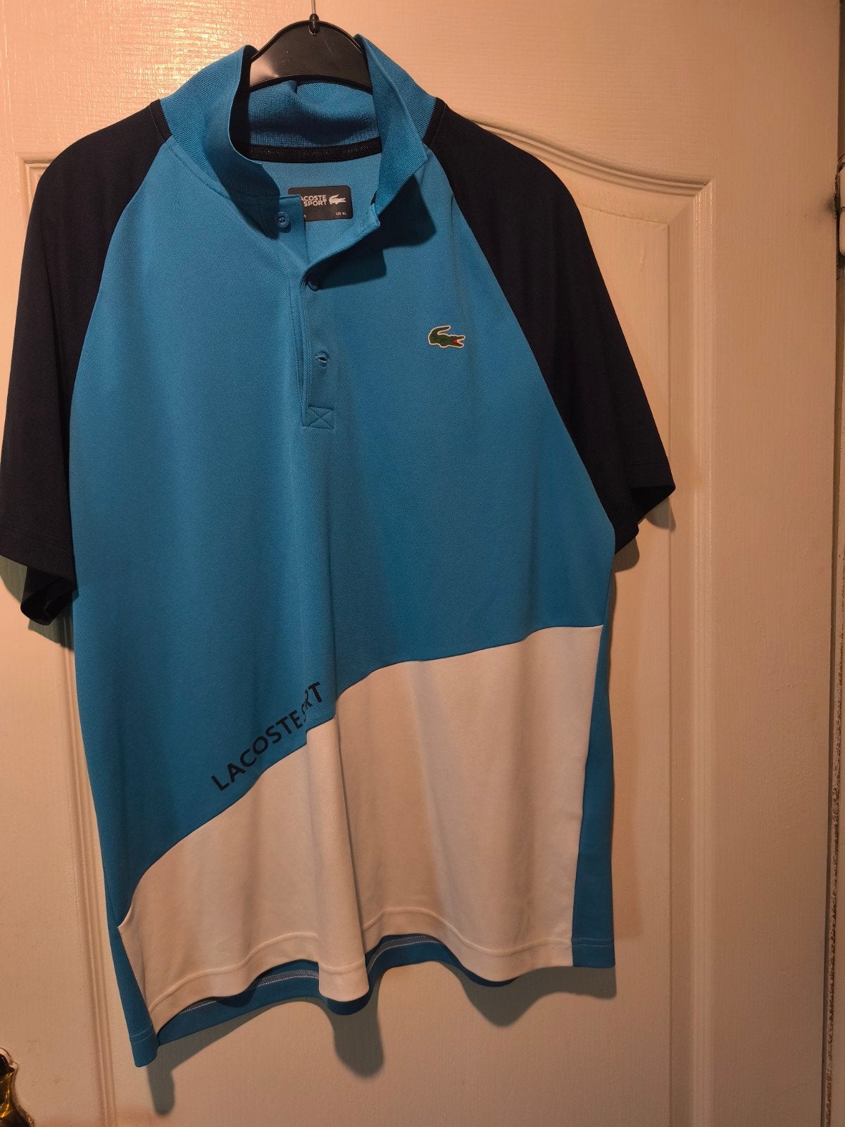 Polo Lacoste, Ophalen