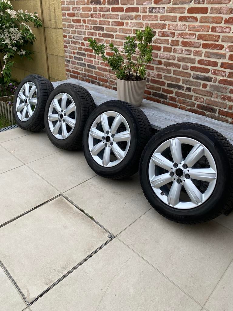 Mini Cooper winterbanden + velgen 205/60 R17 – complete set, Auto-onderdelen, Banden en Velgen, Ophalen, Gebruikt, Banden en Velgen