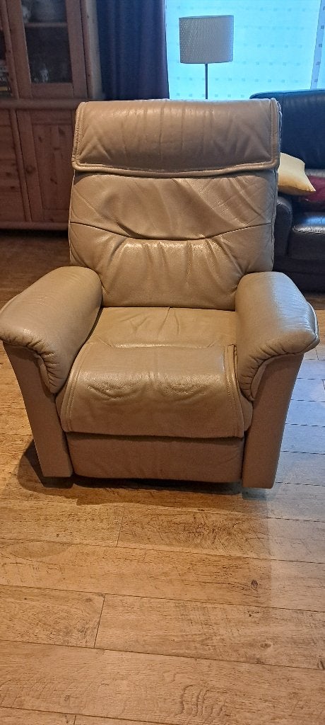Relaxfauteuil, Ophalen, Gebruikt, 75 tot 100 cm, Leer