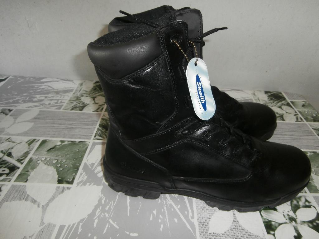 Bottines de sécurité BATES NEUF : pointure 47 ( 14 ), Neuf, Enlèvement ou Envoi, Chaussures de travail, Noir