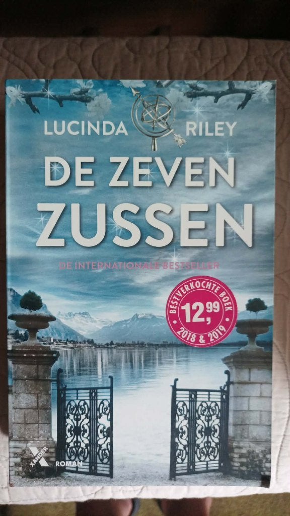 Lucinda Riley, Ophalen of Verzenden, Zo goed als nieuw, Lucinda Riley