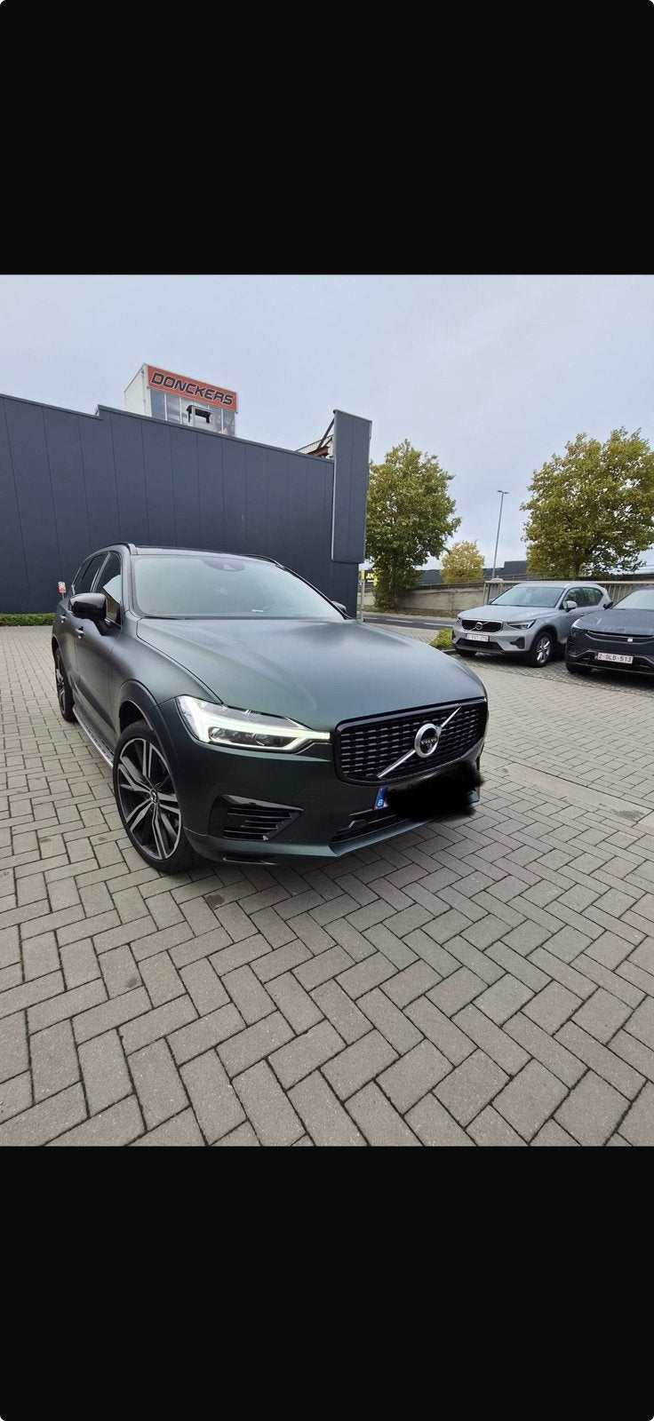 Volvo XC60 T8 AWD R-DESIGN, Automaat, 42 g/km, Parkeerassistent, Zwart