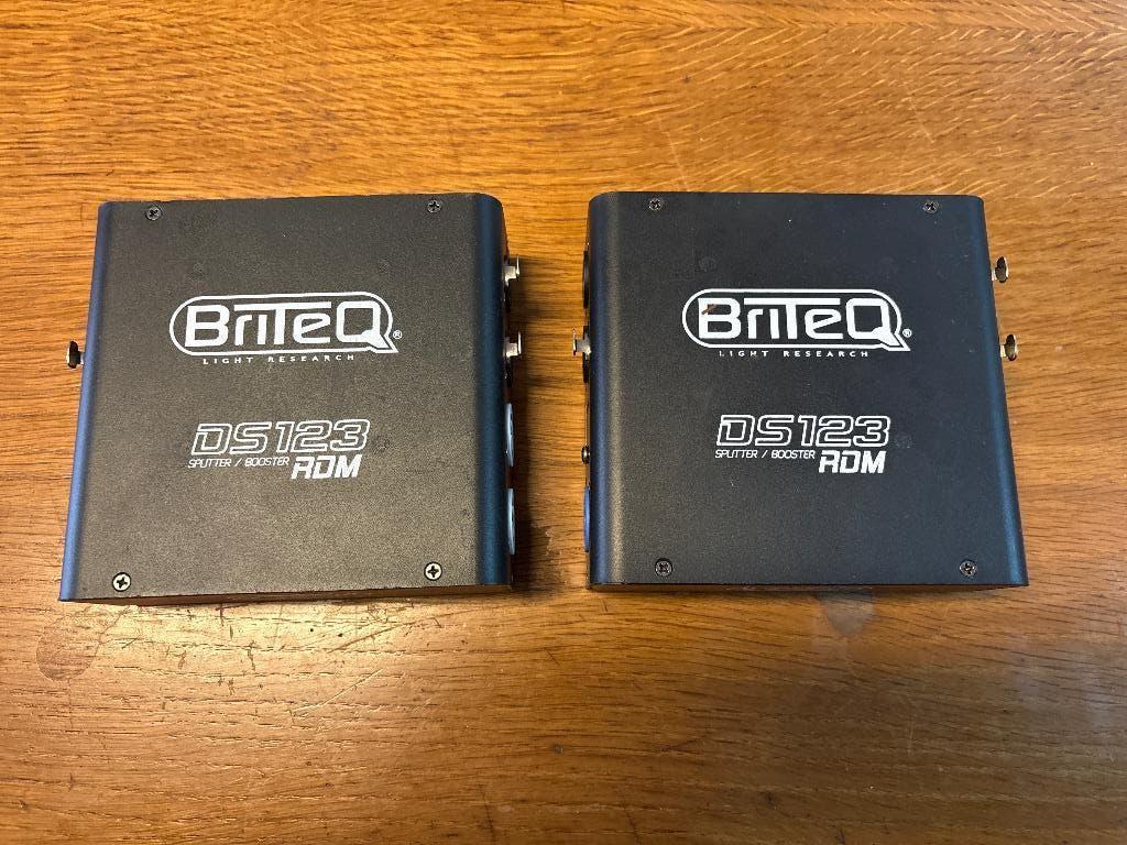 2x Briteq Ds123 splitter booster met rdm, Muziek en Instrumenten, Licht en Laser, Ophalen of Verzenden, Zo goed als nieuw, Overige typen