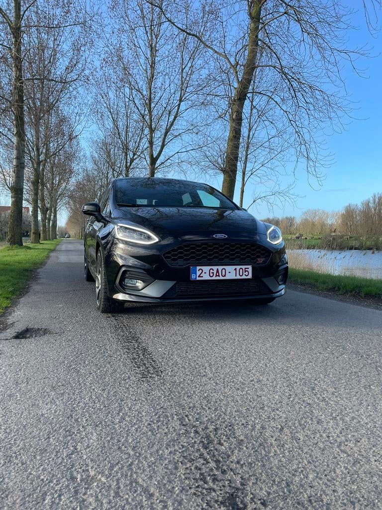 Ford Fiesta ST 200pk | 2020 | 60.000 km, Auto's, Ford, Voorwielaandrijving, https://public.car-pass.be/verify/0718-8232-3122, Stof