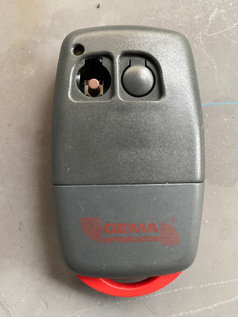 Gezocht Gema Products Garagedeur Handzender of behuizing, Doe-het-zelf en Bouw, Ophalen of Verzenden