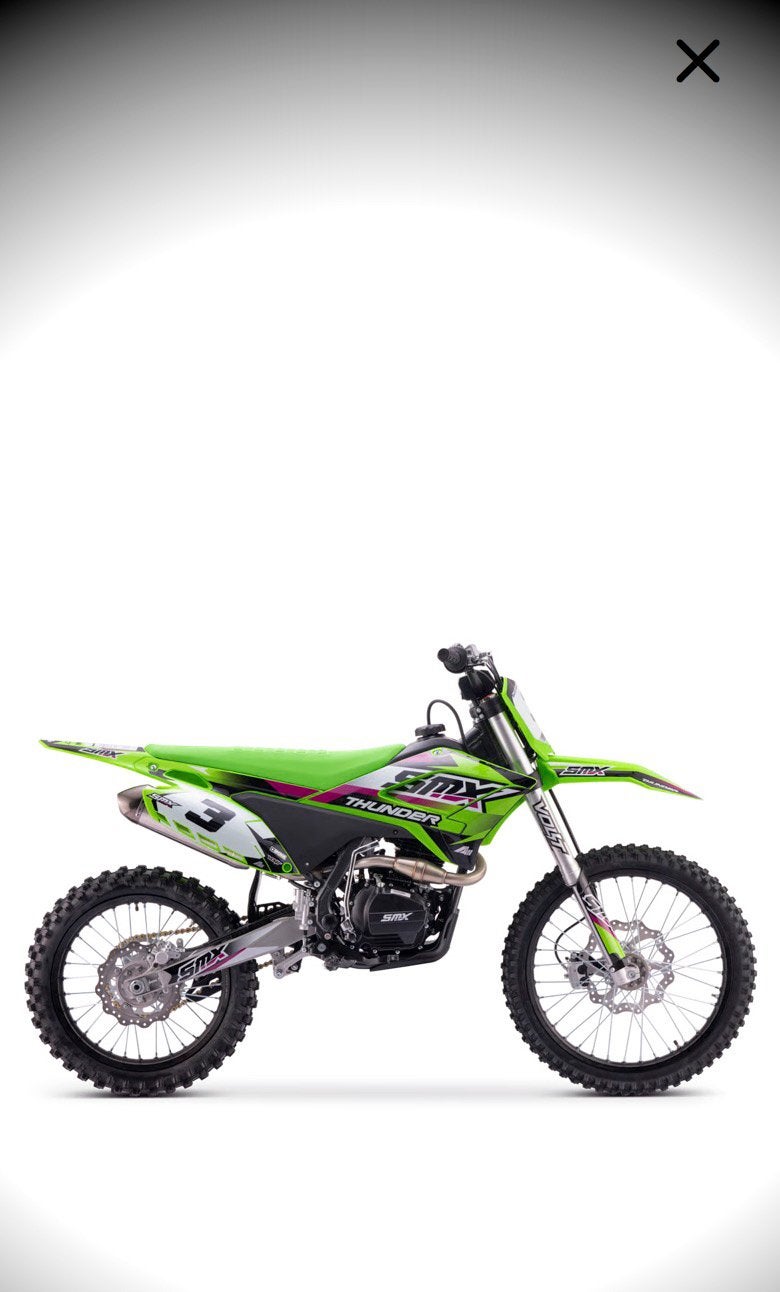 Apollo 250cc Nieuwste model met powerbomb, Motoren, Particulier
