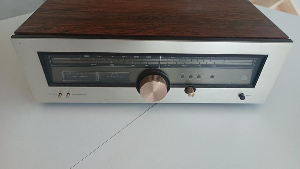 Luxman T - Tuner stéréo 88 V, SSD AM/FM, TV, Hi-fi & Vidéo, Tuners, Enlèvement, Comme neuf