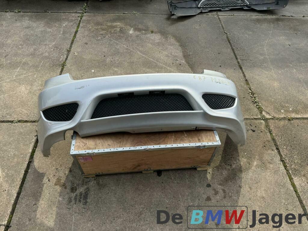 Achterbumper grijs BMW 1-serie E87 51120301919, Auto-onderdelen, Carrosserie, Bumper, BMW, Achter, Gebruikt, Ophalen of Verzenden
