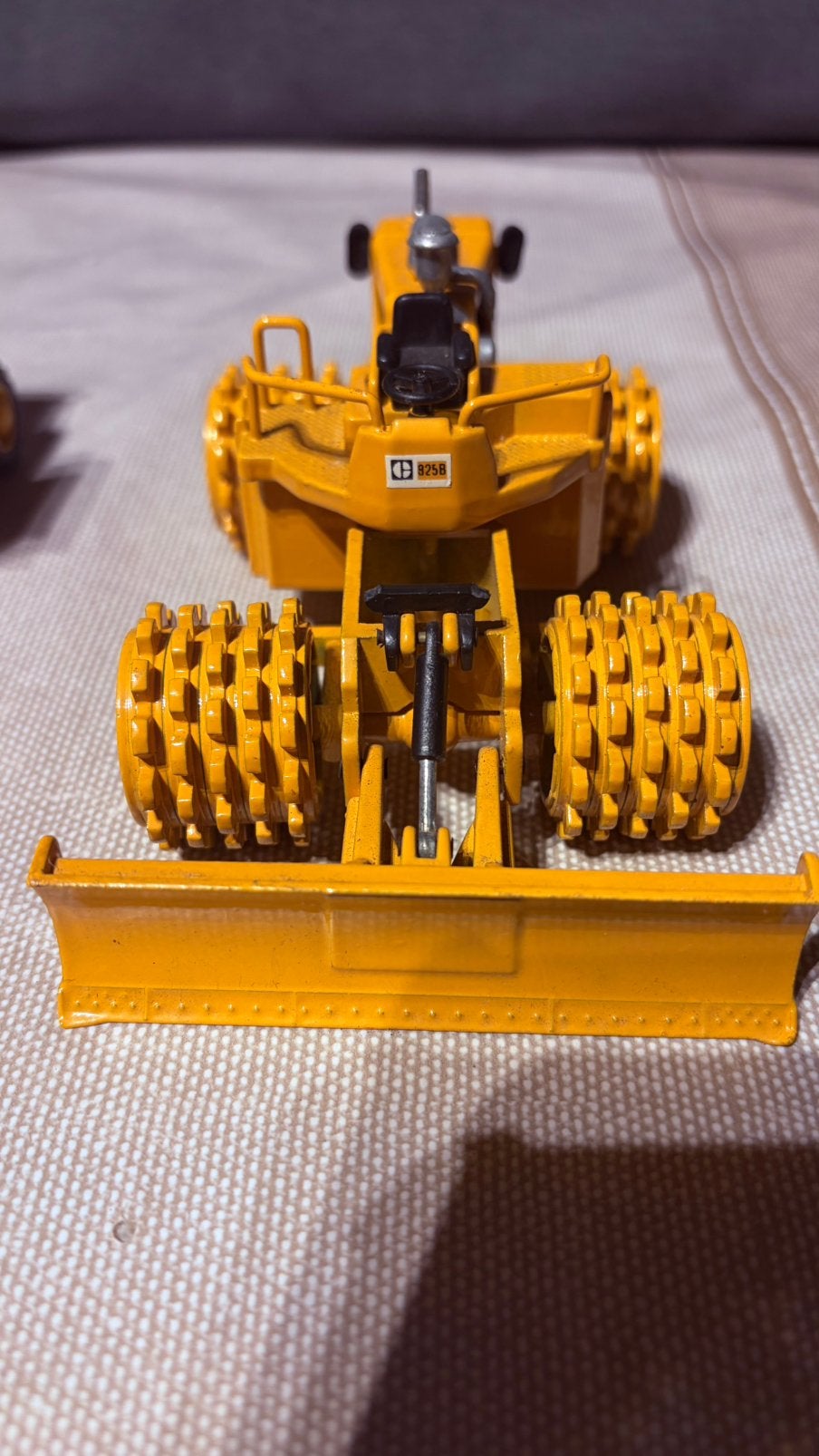 Lot 3 engins CAT Caterpillar Joal vintage 70s -, Hobby en Vrije tijd, Modelbouw | Auto's en Voertuigen, Ophalen, Gebruikt