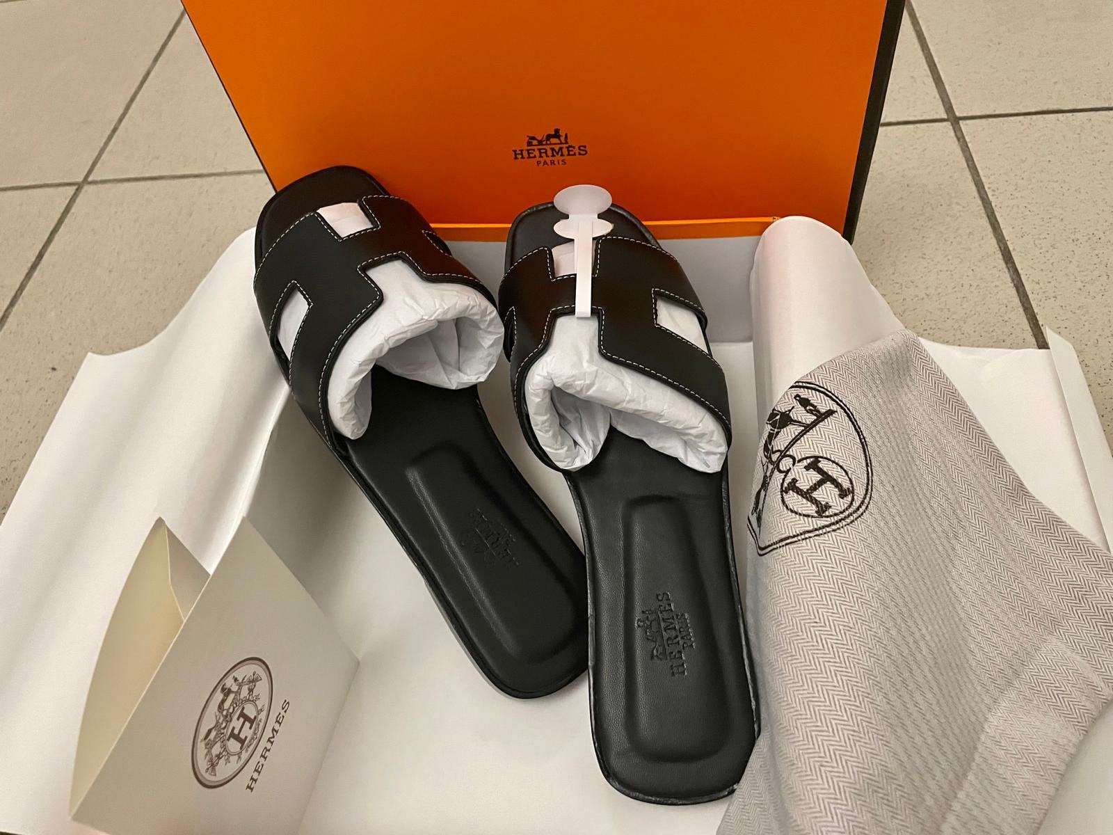 H- slippers, Kinderen en Baby's, Babykleding | Schoentjes en Sokjes, Ophalen of Verzenden, Nieuw, Meisje