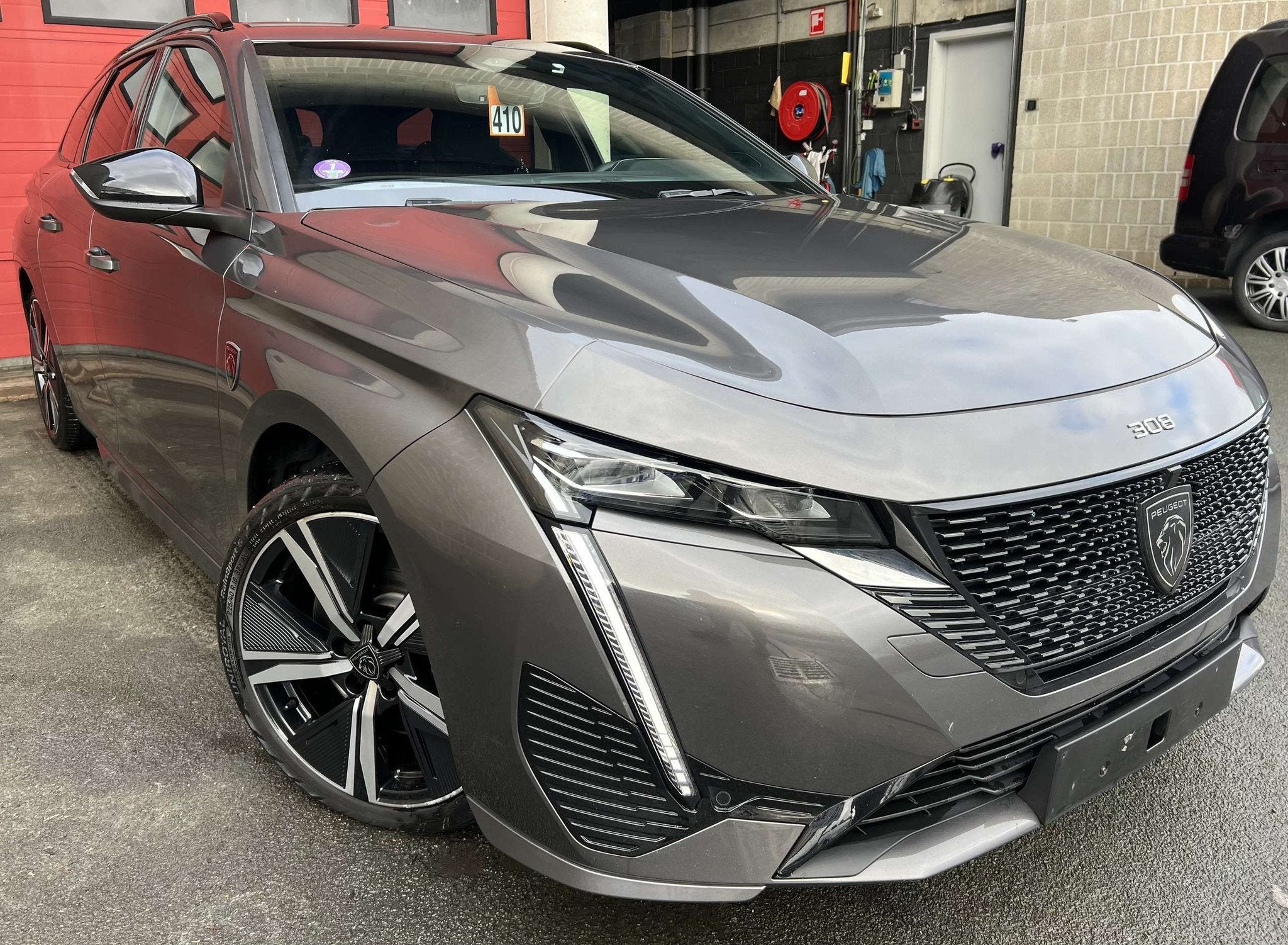 Peugeot 308 SW PHEV 1.6 GT Pack S ( 17.727 € HTVA ), Autos, Argent ou Gris, Achat, Entreprise, Alcantara