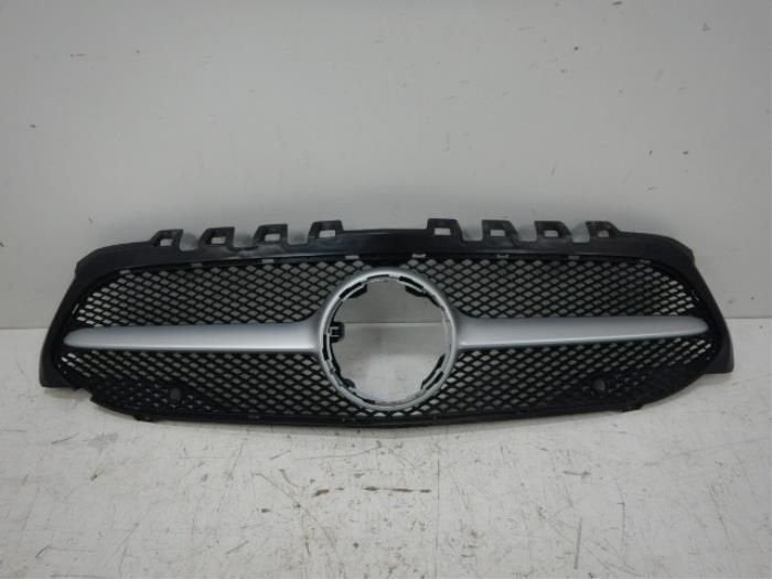Grille Mercedes A-Klasse (22726723), Enlèvement ou Envoi, Utilisé