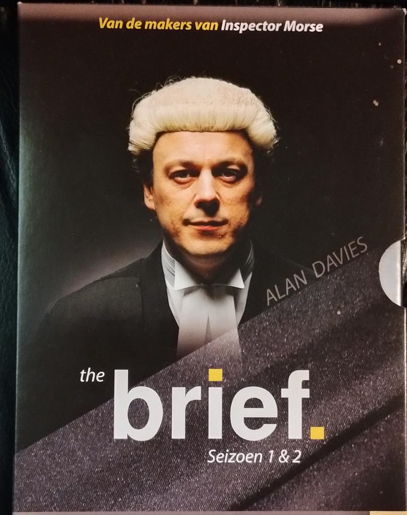 The Brief Seizoen 1&2 DVDs, Envoi, Comme neuf, Drame