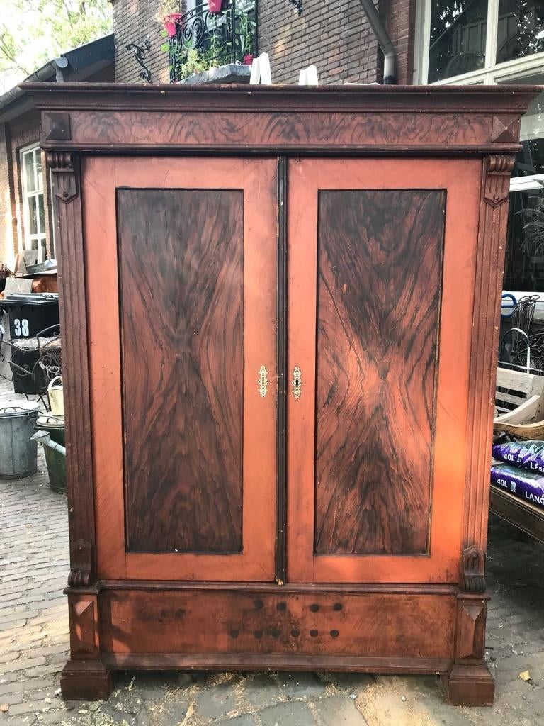 antieke meubelen in oude /orginele verf en staat kasten enz, Ophalen of Verzenden