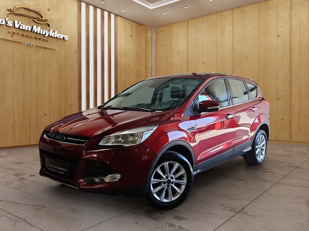 FORD KUGA 1.5 BENZINE  1STE EIGENAAR  12 MAANDEN GARANTIE, Auto's, Ford, USB, 4 cilinders, 2000 kg, Leder en Stof