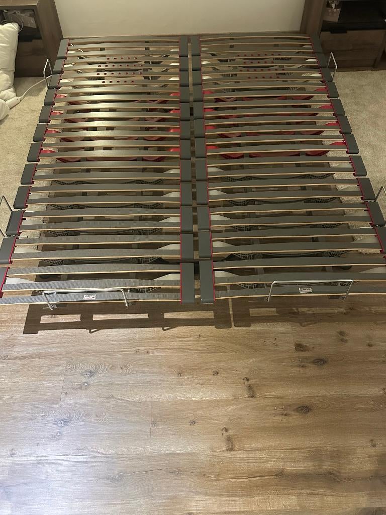 Swissflex 160x200, Huis en Inrichting, Slaapkamer | Matrassen en Bedbodems, Ophalen, Tweepersoons, Zo goed als nieuw, Bedbodem