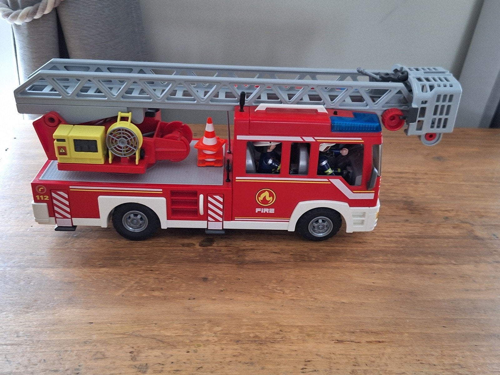 Playmobil brandweerwagen met korf, Ophalen of Verzenden