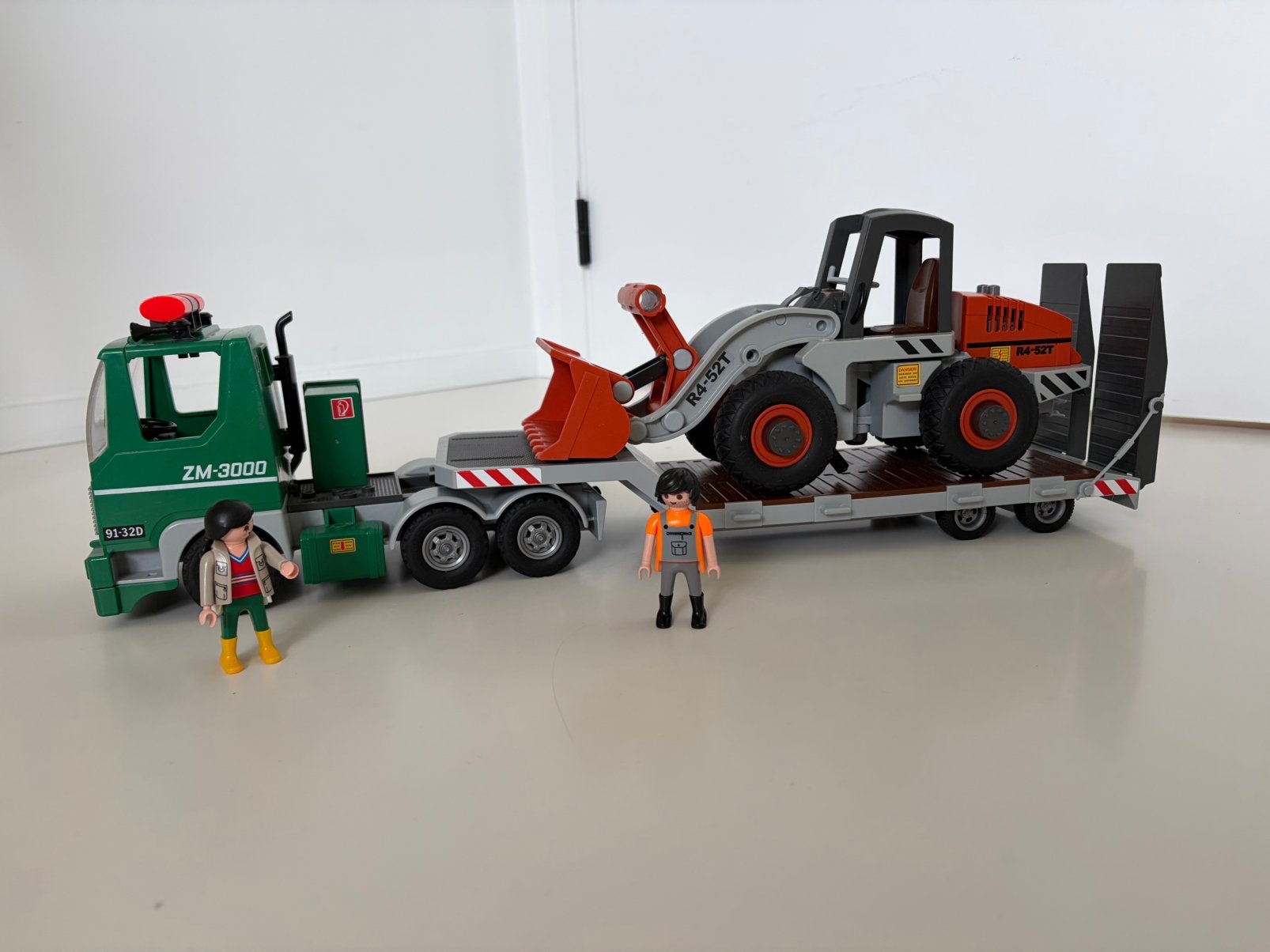 Playmobil oplegger en graafmachine, Kinderen en Baby's, Ophalen of Verzenden, Zo goed als nieuw