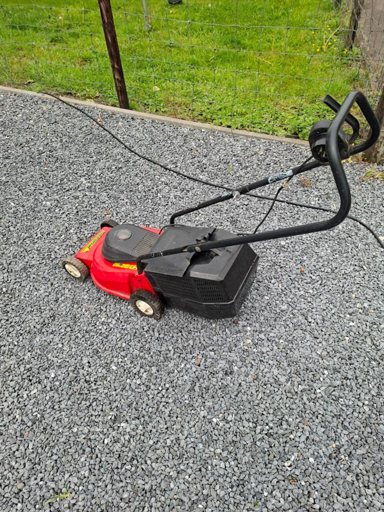 Electrich Grasmachine, Tuin en Terras, Grasmaaiers, Ophalen