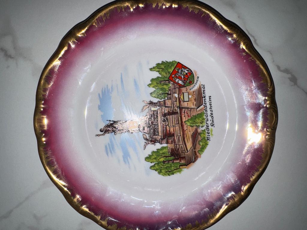 Assiette décorative vintage, Antiquités & Art, Antiquités | Porcelaine, Enlèvement