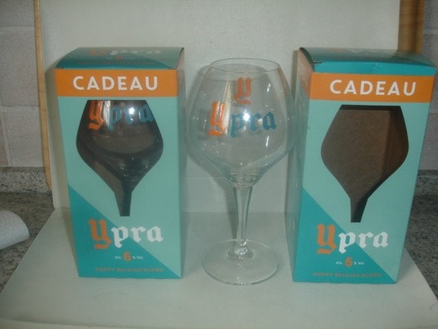Bierglas Ypra, 25 - 33 en 50cl, in doosje, € 2,50 per stuk., Ophalen of Verzenden, Nieuw, Glas of Glazen, Overige merken